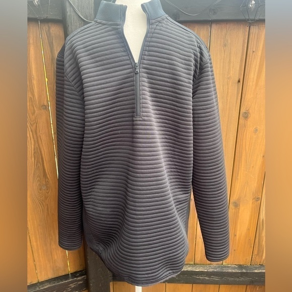 Under Armour Half Zip - Picture 4 of 5